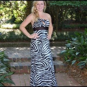 One shoulder Prom dress